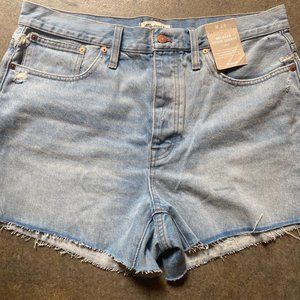 Curvy Relaxed Jean Shorts